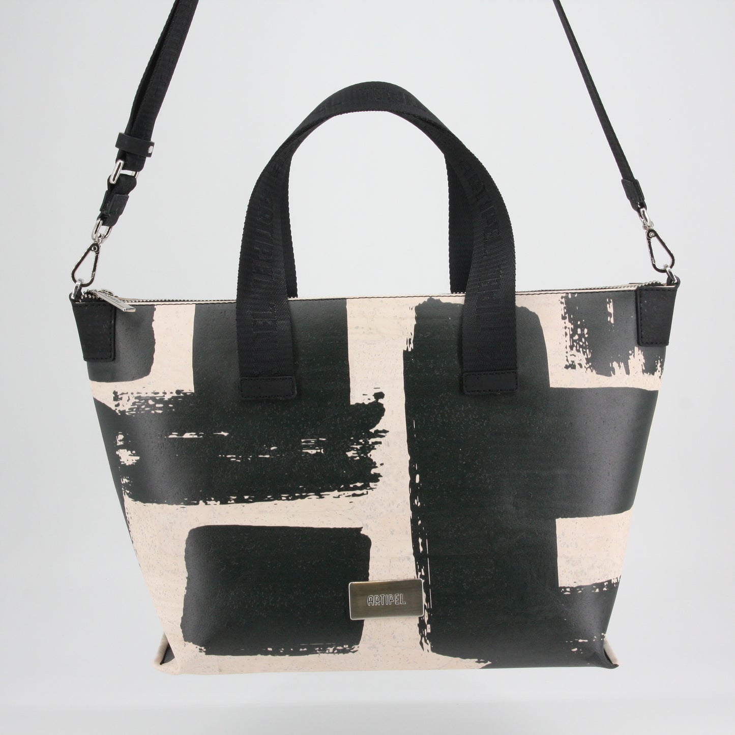 Kork Handtasche - schwarz & weiß Edition - Vegan - Umhängetasche Marke Artipel