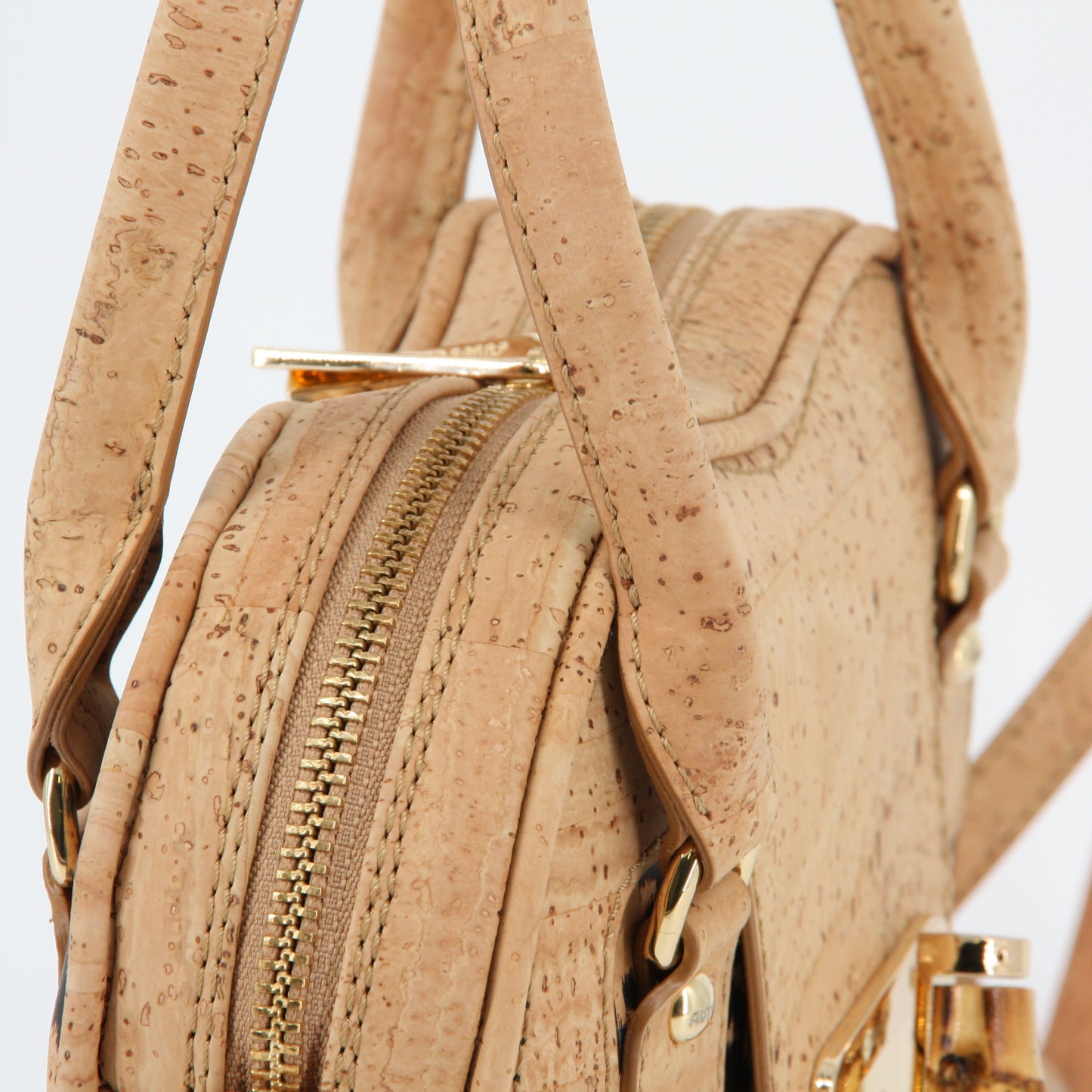 Kork Herztasche Bild Verarbeitungsdetail Marke Artipel