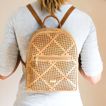 Kork Rucksack Bild Tragekomfort vegan Marke Artipel